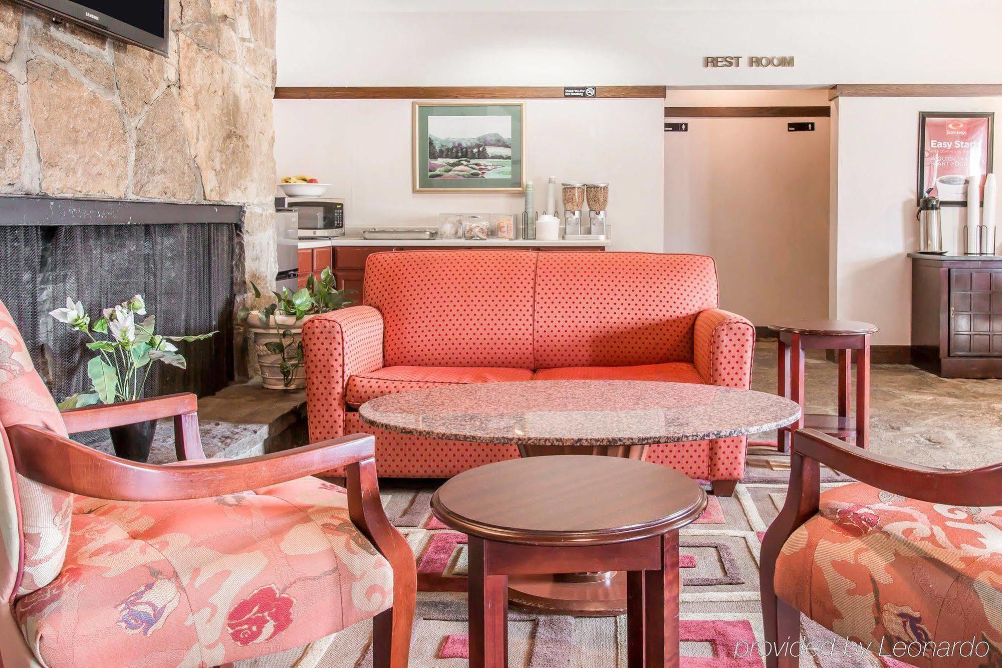 Econo Lodge Central Midland Luaran gambar