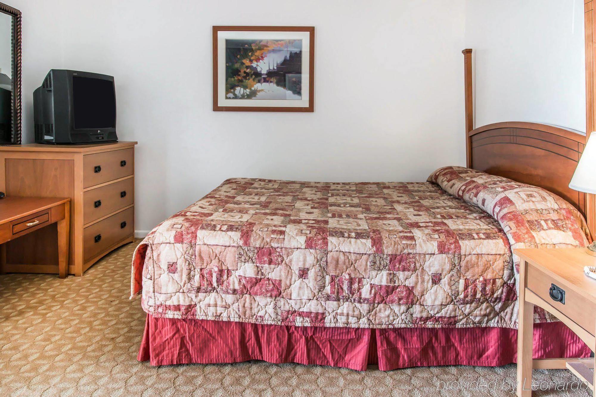 Econo Lodge Central Midland Luaran gambar